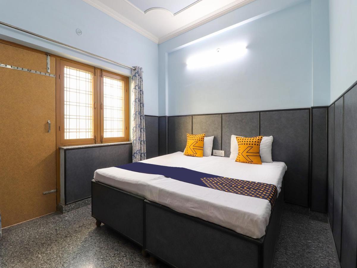 Spot On 82236 Aryan Home Stay Jhājra エクステリア 写真