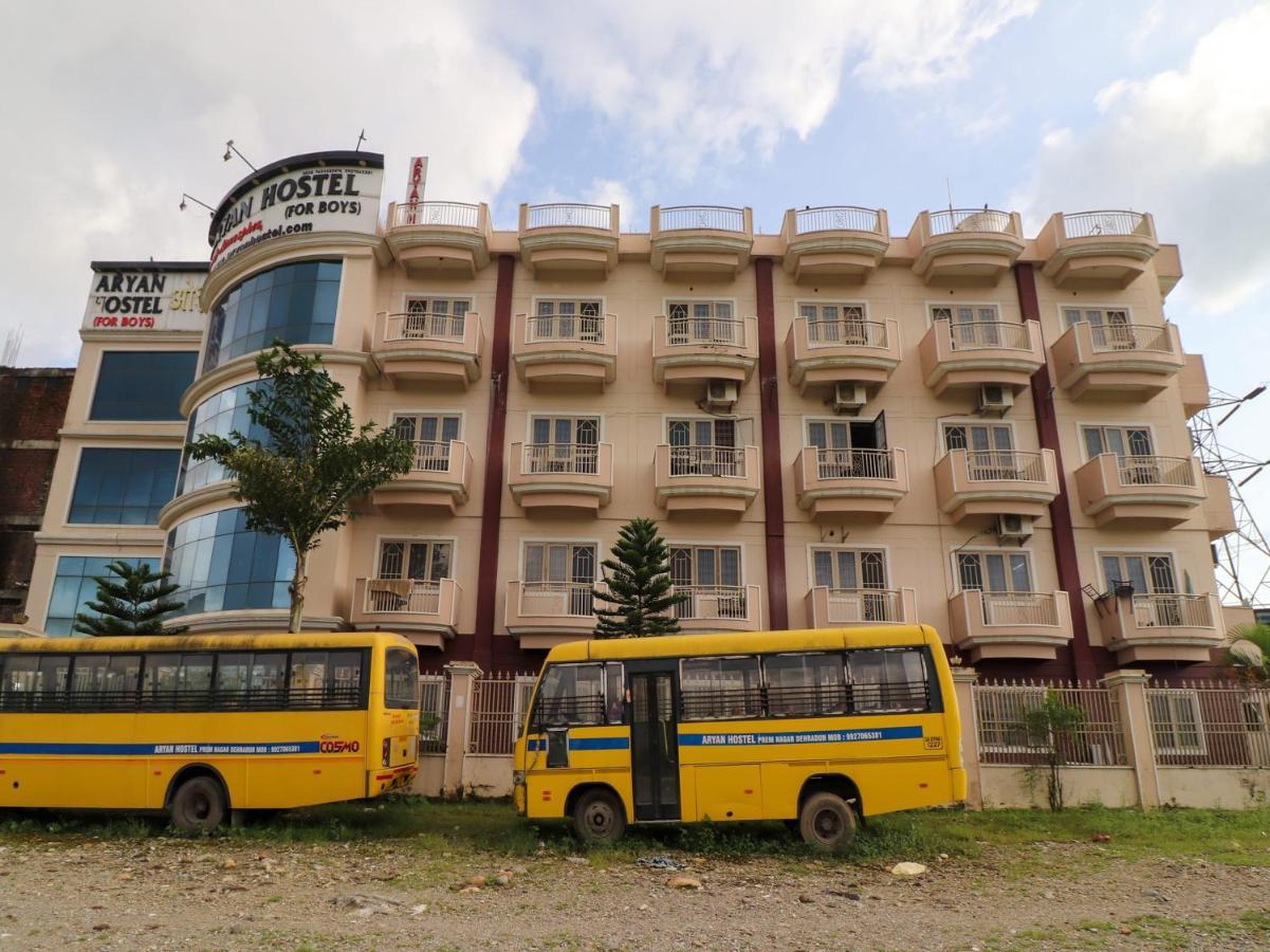 Spot On 82236 Aryan Home Stay Jhājra エクステリア 写真